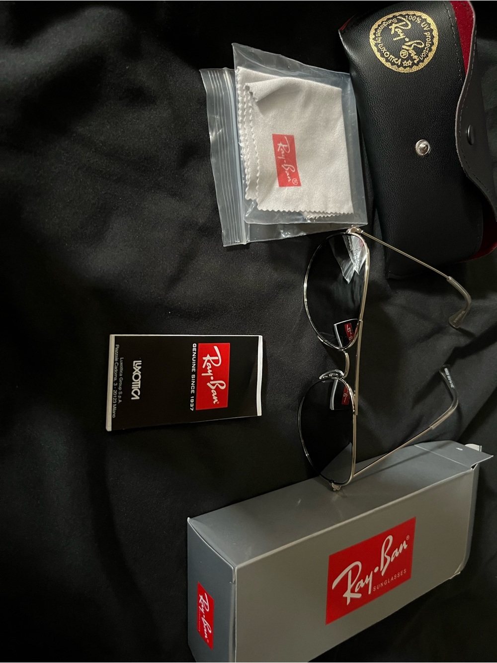 Ray-Ban Silver Aviator Sunglasses with Black Lenses